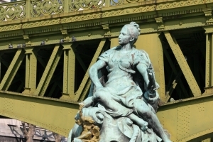 Statue of a bridge in the Seine River in Paris